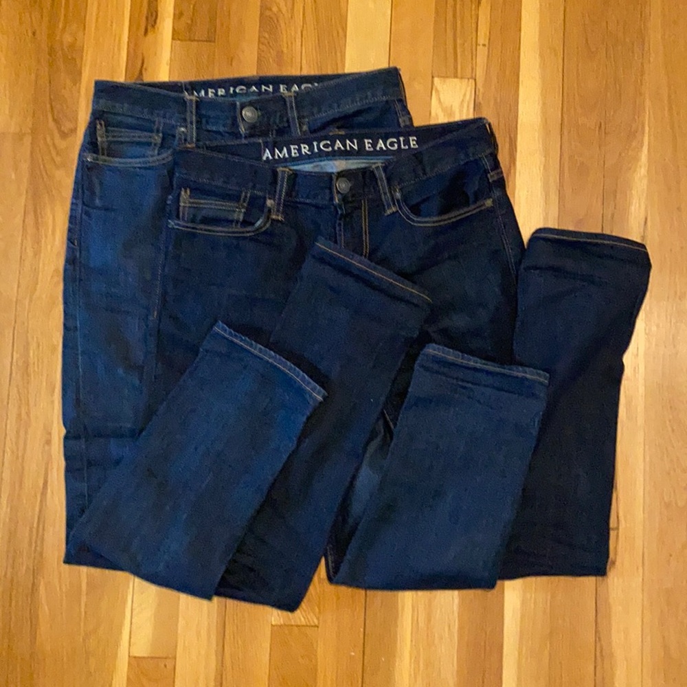 Two pairs American Eagle SKINNY Jeans